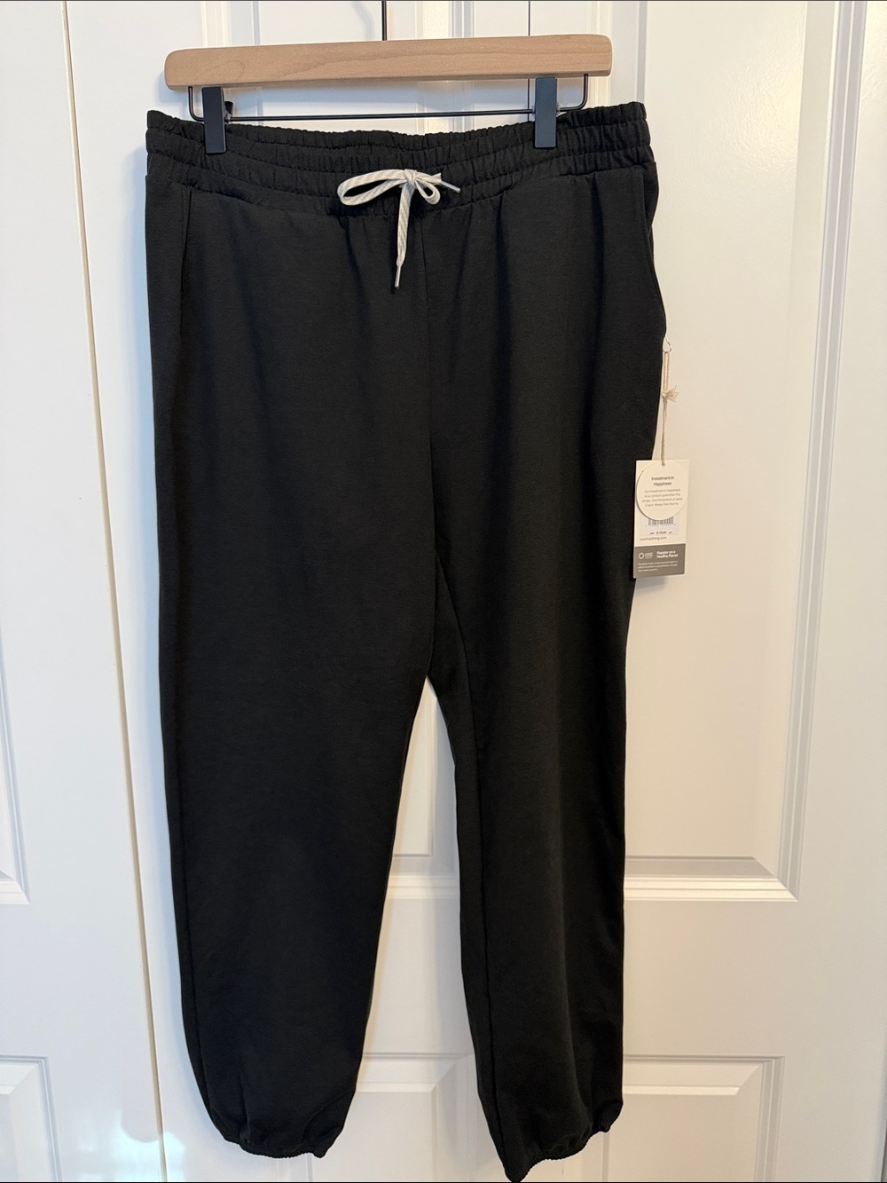 Women’s Vuori Granite Performance Jogger, black heather size Large